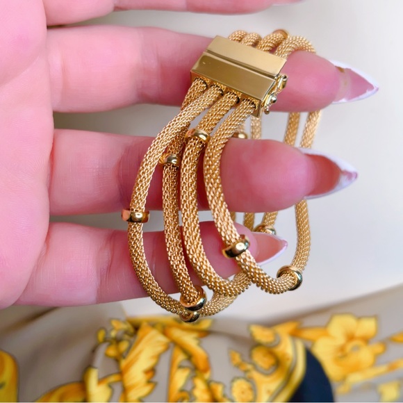 Neiman Marcus gold bracelet 7” long gorgeous vintage magnetic & snap - Picture 4 of 10